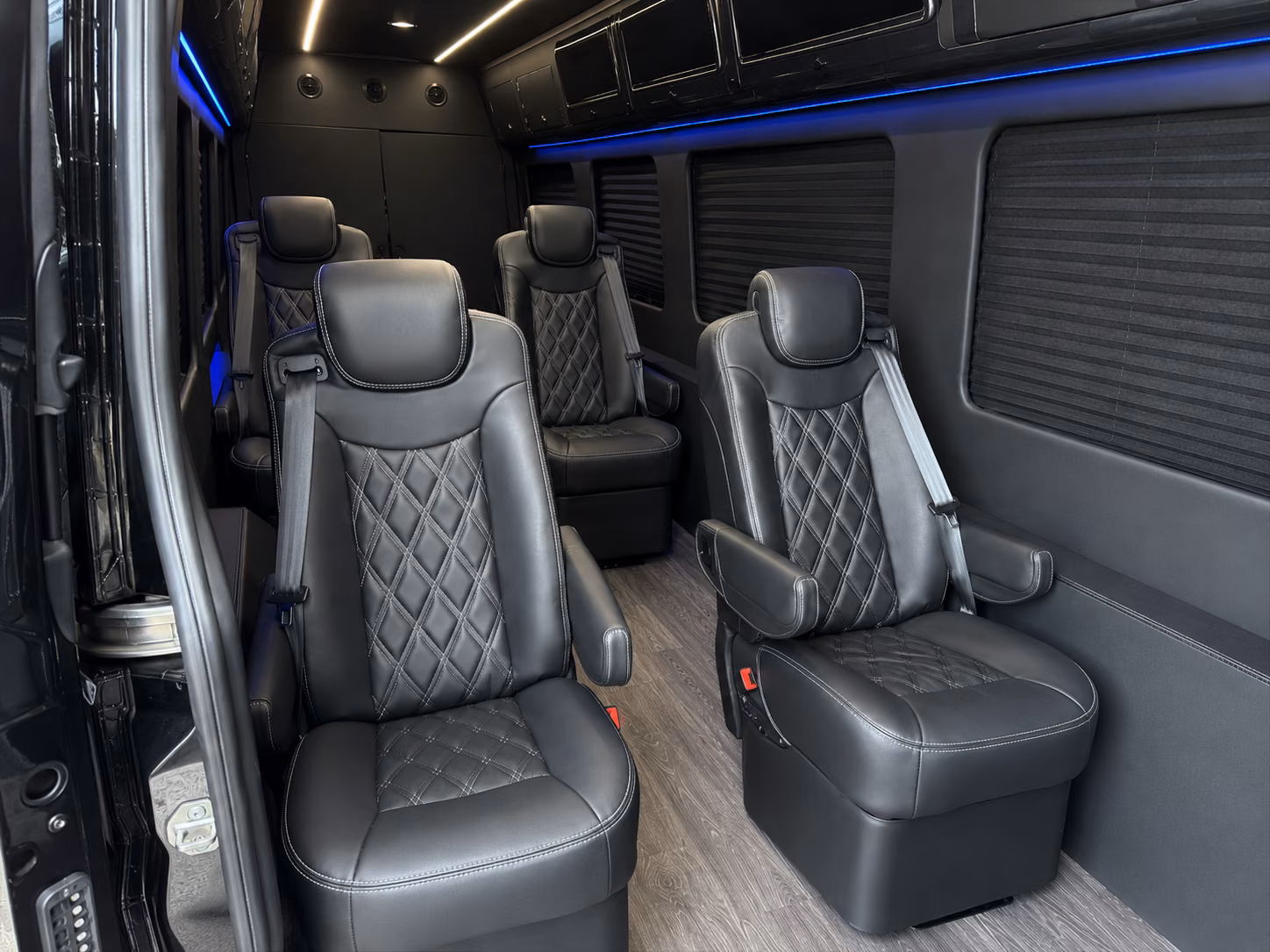 arrange transportation for your next prom 4