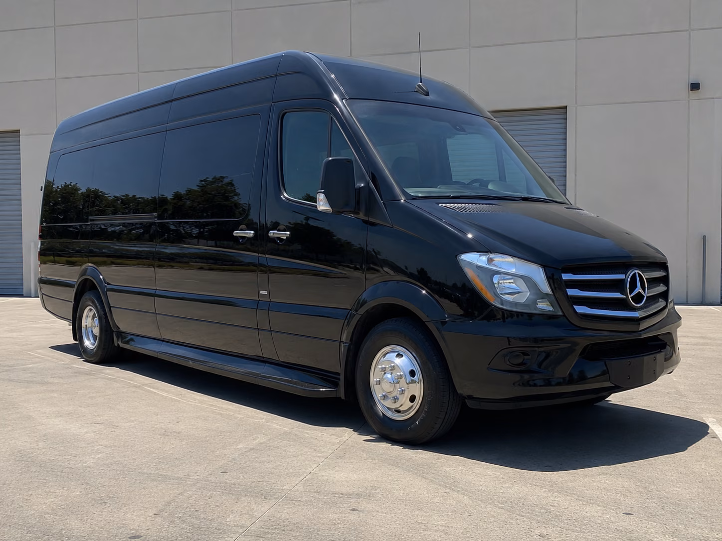 arrange transportation for your next wedding 2