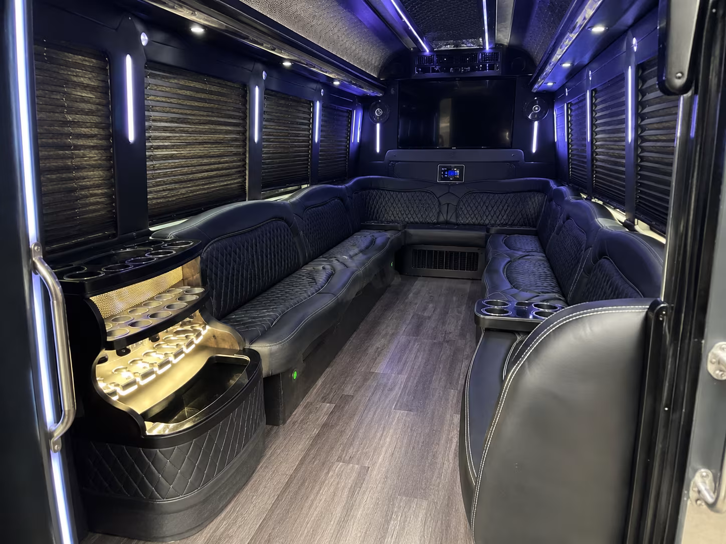 birthday party bus rentals for wichita falls bar crawls and restaurant hops