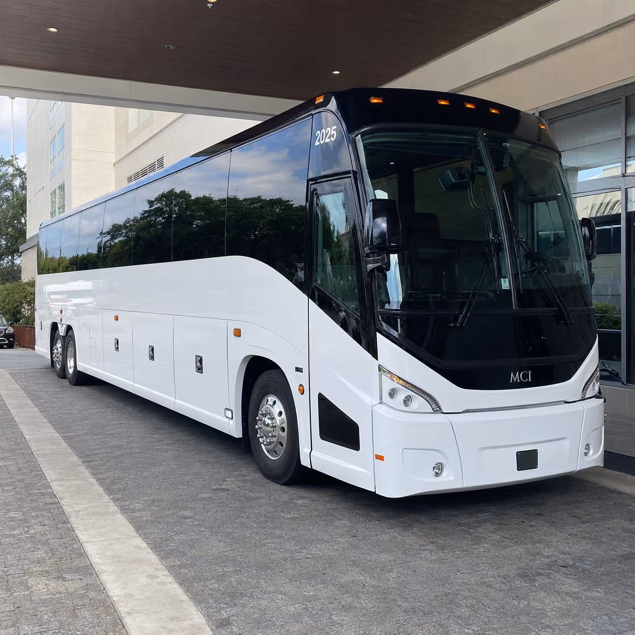 wichita falls 54 passenger charter bus